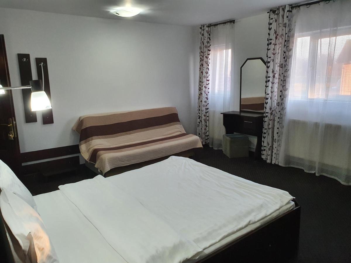 Motel Davios Târgu Jiu Eksteriør billede