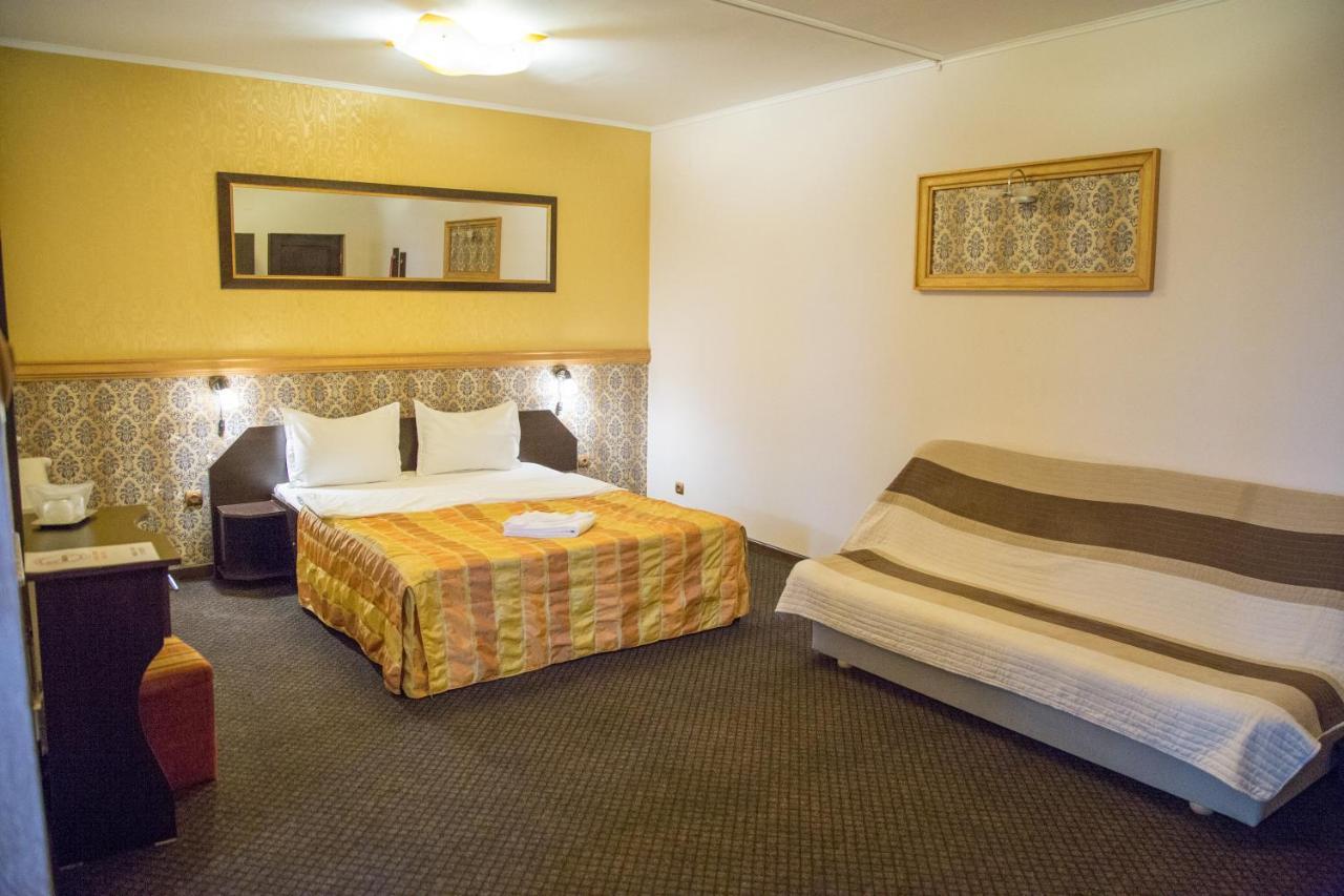 Motel Davios Târgu Jiu Eksteriør billede